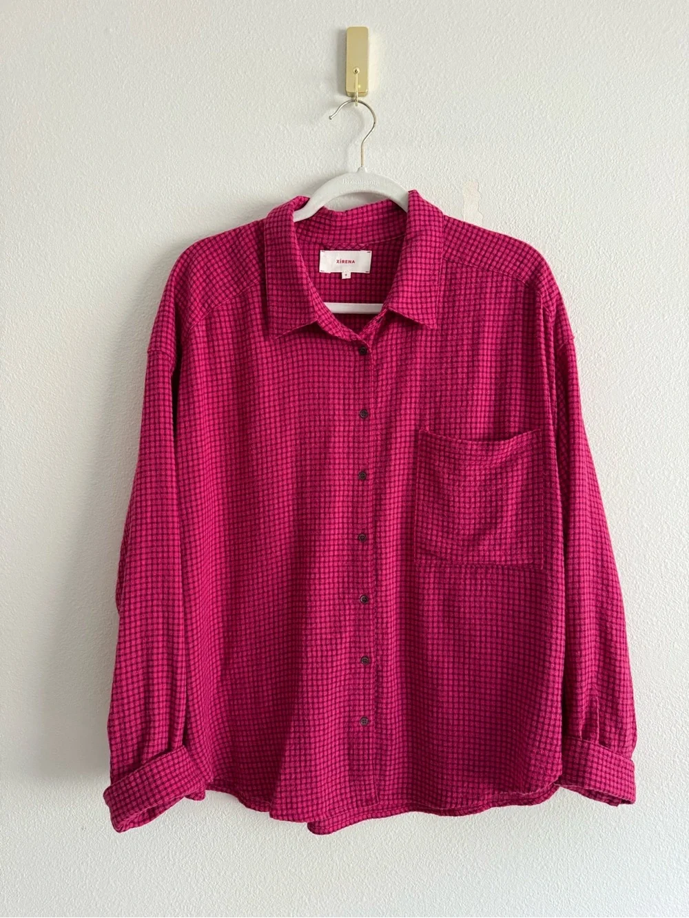 Xirena woven button-front textured shirt fuchsia pink check pattern Sz M